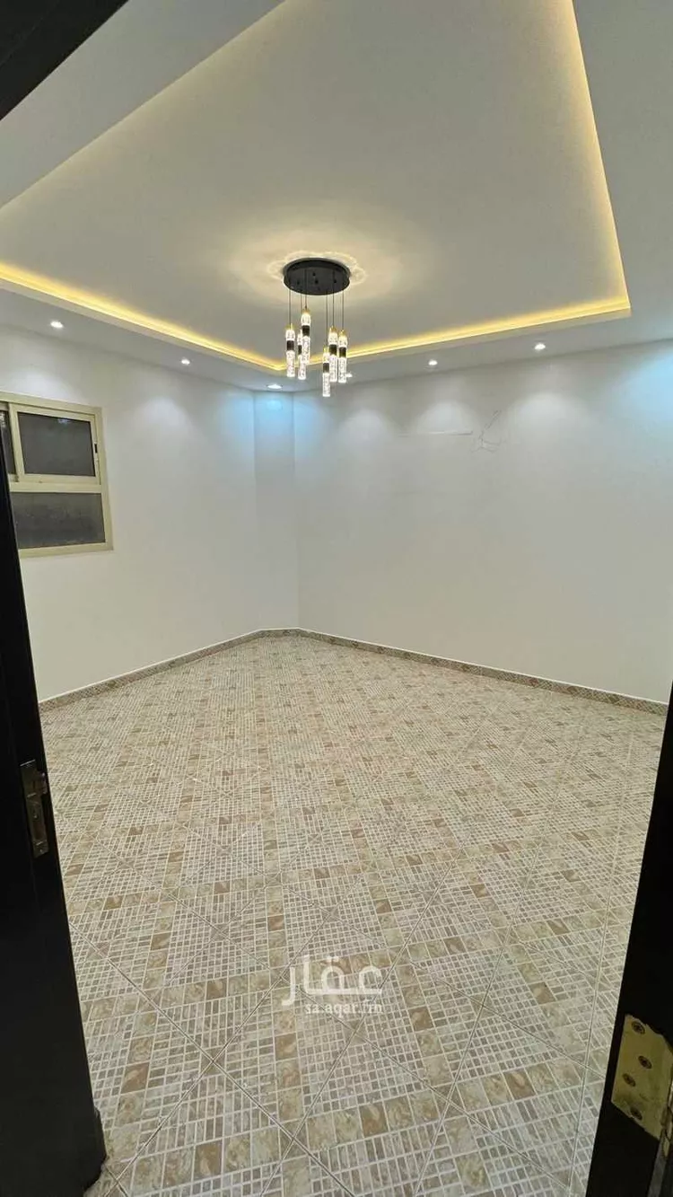 عمارة للبيع في شارع مدركه ، حي ظهرة لبن ، الرياض ، منطقة الرياض صورة 4