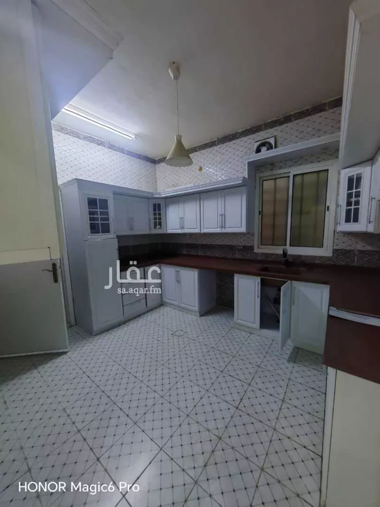 فيلا للإيجار في شارع عبدالرحمن العاصي, حي الرمال, مدينة الرياض, منطقة الرياض صورة 4