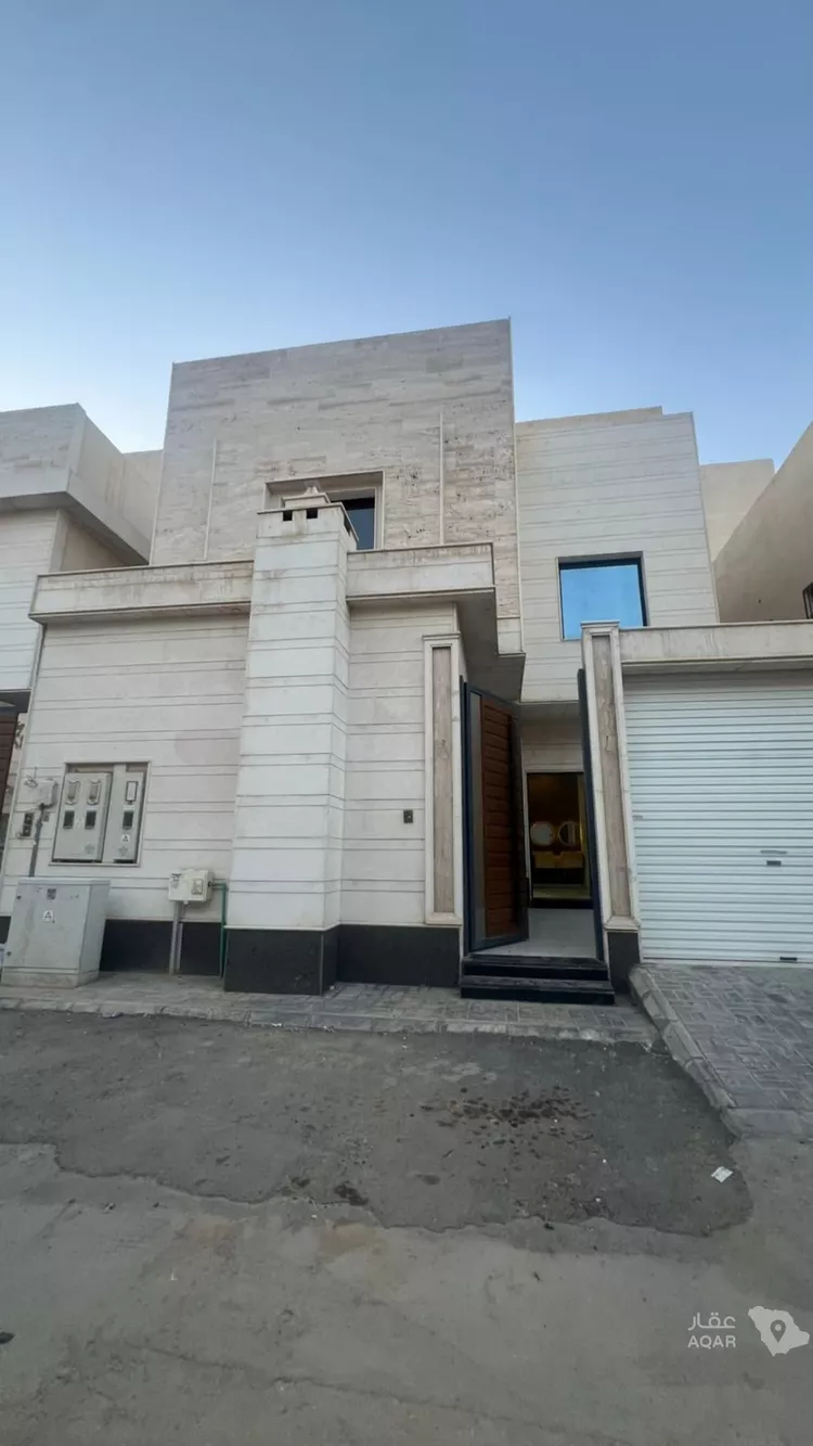 فيلا للبيع في شارع أصيلة, حي القادسية, مدينة الرياض, منطقة الرياض