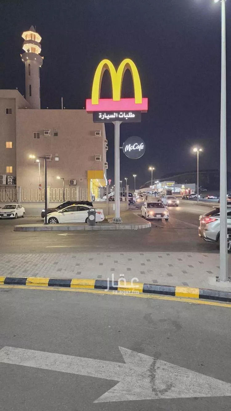 محل للإيجار في شارع فلسطين, حي مريخ, مدينة جدة, منطقة مكة المكرمة 13