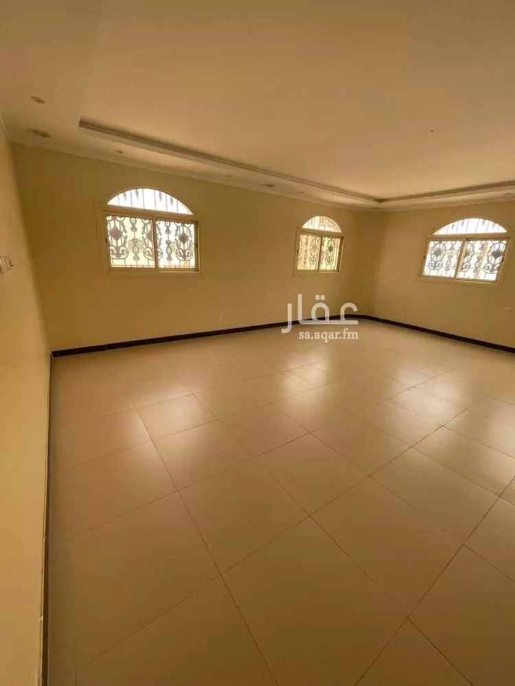 دور للإيجار في شارع دينار, حي بدر, مدينة الرياض, منطقة الرياض صورة 3
