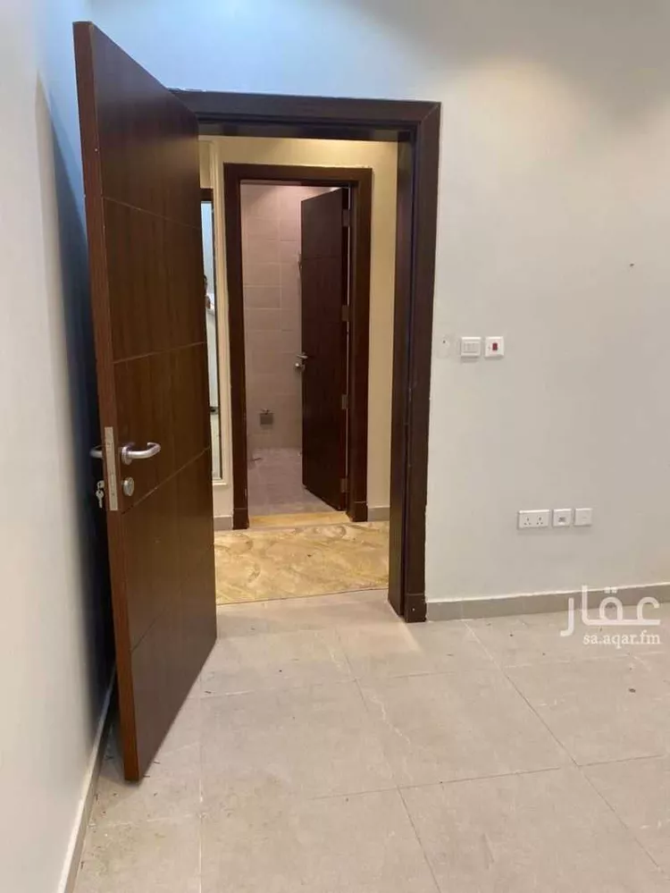 فيلا للإيجار في شارع جبل خيرة, حي الجنادرية, مدينة الرياض, منطقة الرياض صورة 2