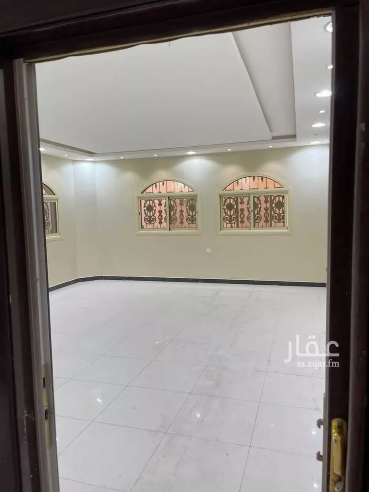 دور للإيجار في شارع دينار, حي بدر, مدينة الرياض, منطقة الرياض صورة 3