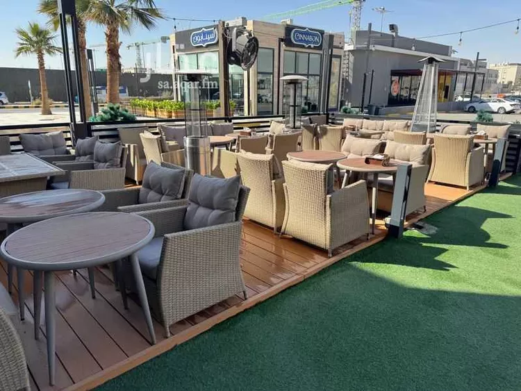 محل للبيع في شارع انس بن مالك ، حي النرجس ، الرياض ، منطقة الرياض صورة 3