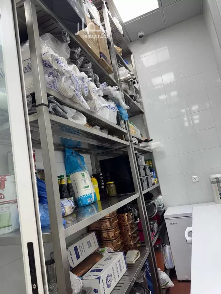 محل للبيع في شارع انس بن مالك ، حي النرجس ، الرياض ، منطقة الرياض صورة 4