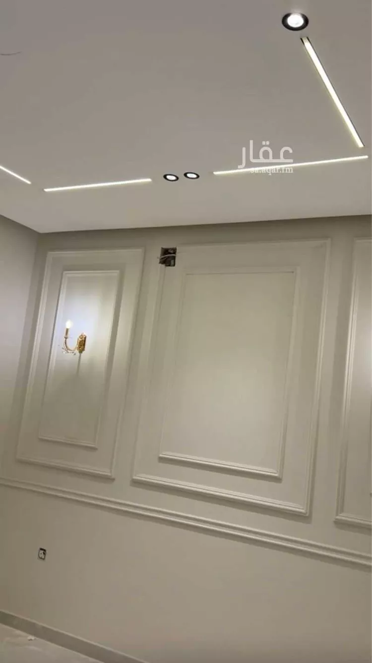 فيلا للبيع في شارع ابي محبوب القزاز, حي الضباط, مدينة الرياض, منطقة الرياض صورة 2