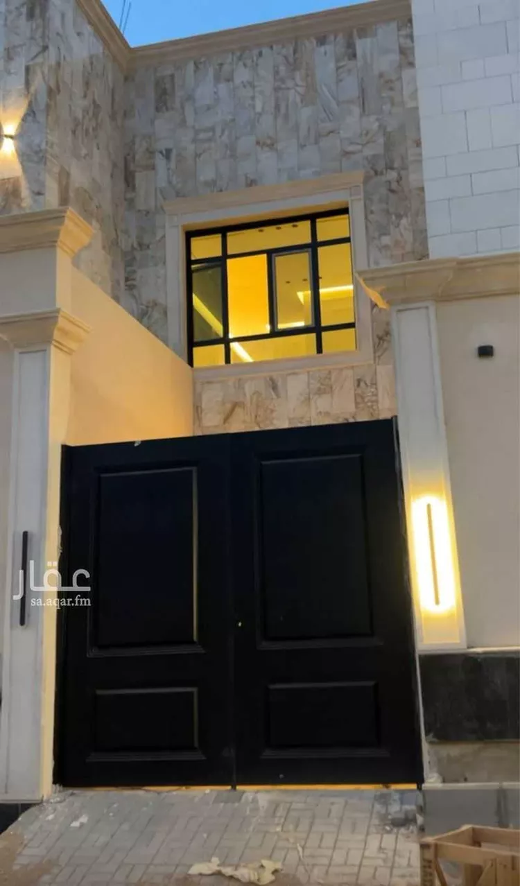 فيلا للبيع في شارع ابي محبوب القزاز, حي الضباط, مدينة الرياض, منطقة الرياض صورة 3