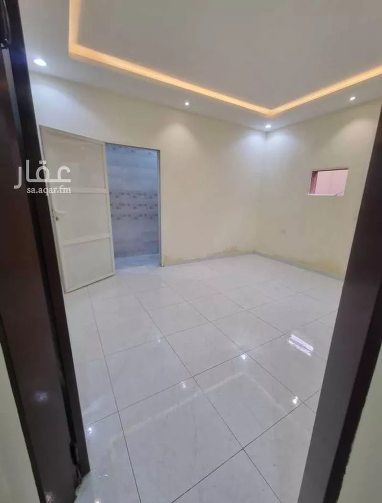 شقة للإيجار في شارع نجم الدين الشيباني, حي العزيزية, مدينة الرياض, منطقة الرياض