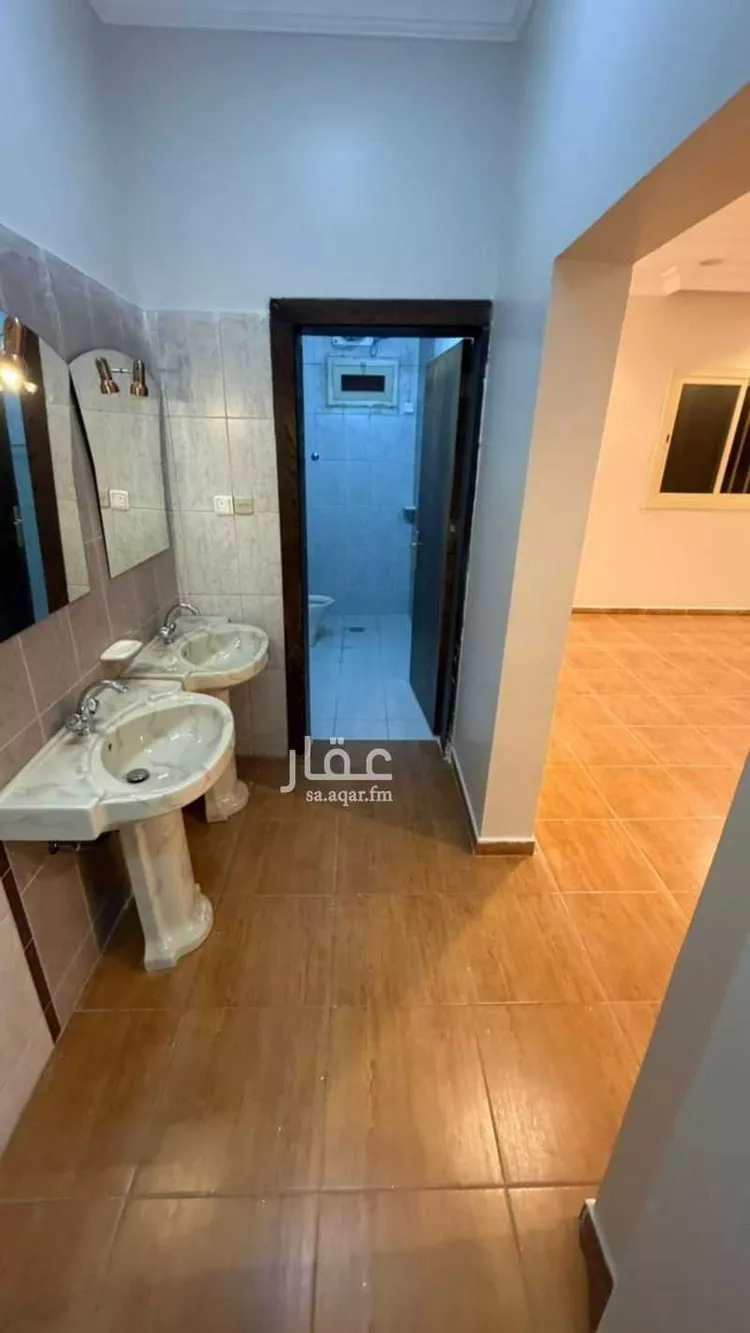 عمارة للإيجار في شارع قريش, حي السداد, مدينة الطائف, منطقة مكة المكرمة