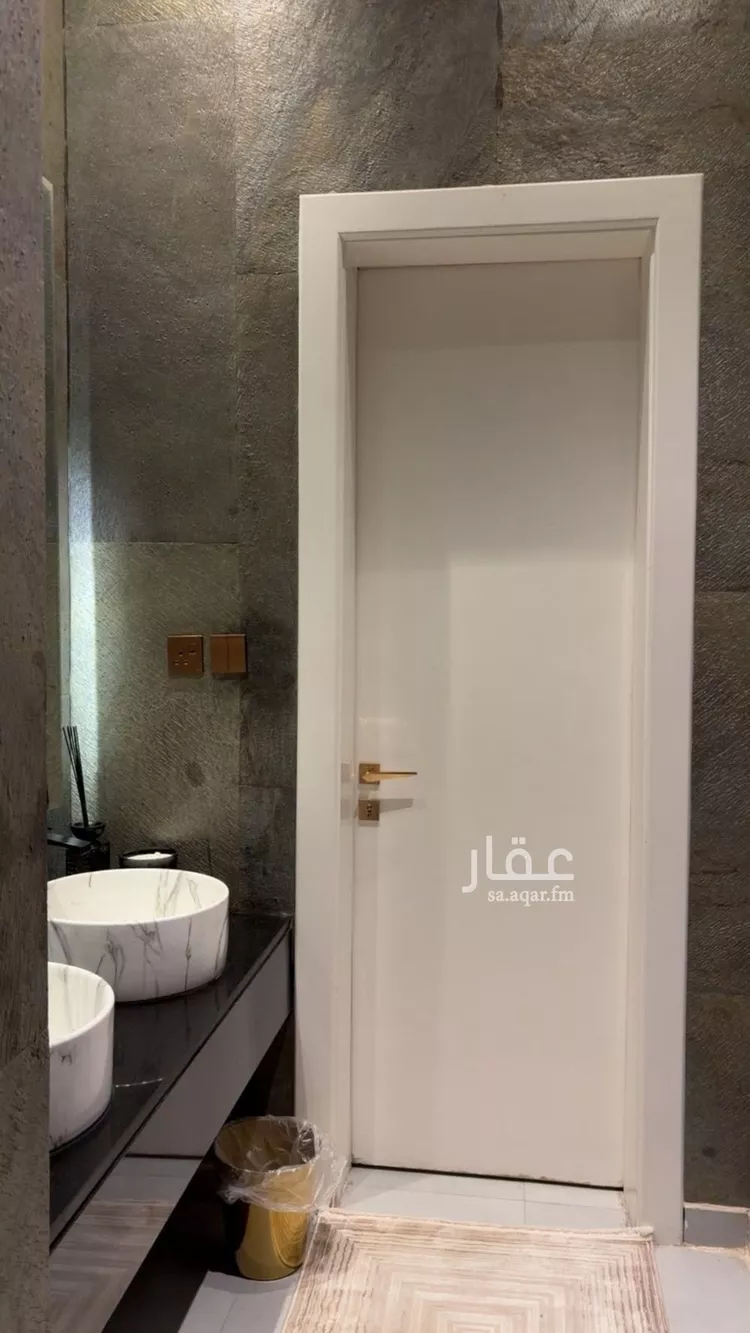 فيلا للبيع في شارع رقم 43, حي الملقا, مدينة الرياض, منطقة الرياض 7