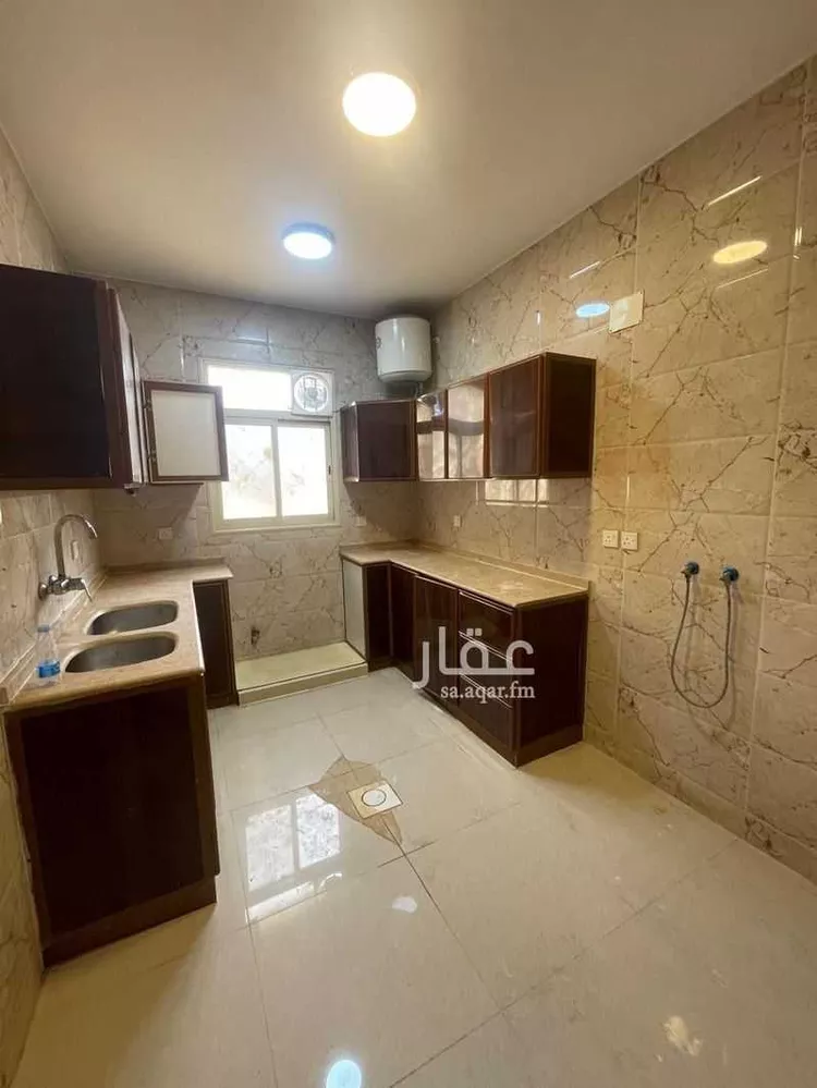 شقة للإيجار في شارع الدهناء ، حي الاندلس ، أبها ، منطقة عسير صورة 3