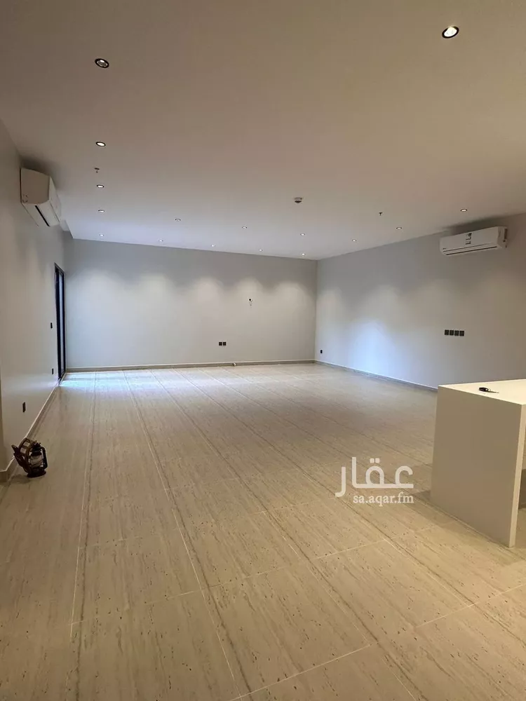 شقة للبيع في شارع محمد بن ناصر المبارك, حي عرقة, مدينة الرياض, منطقة الرياض صورة 2