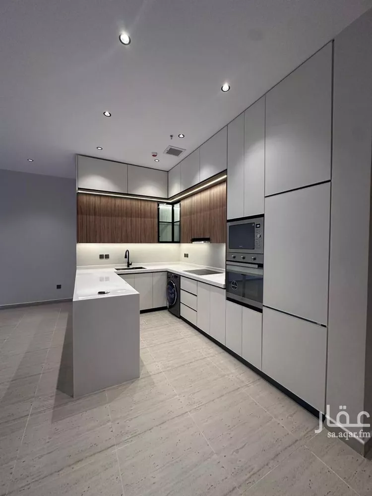 شقة للبيع في شارع محمد بن ناصر المبارك, حي عرقة, مدينة الرياض, منطقة الرياض صورة 3