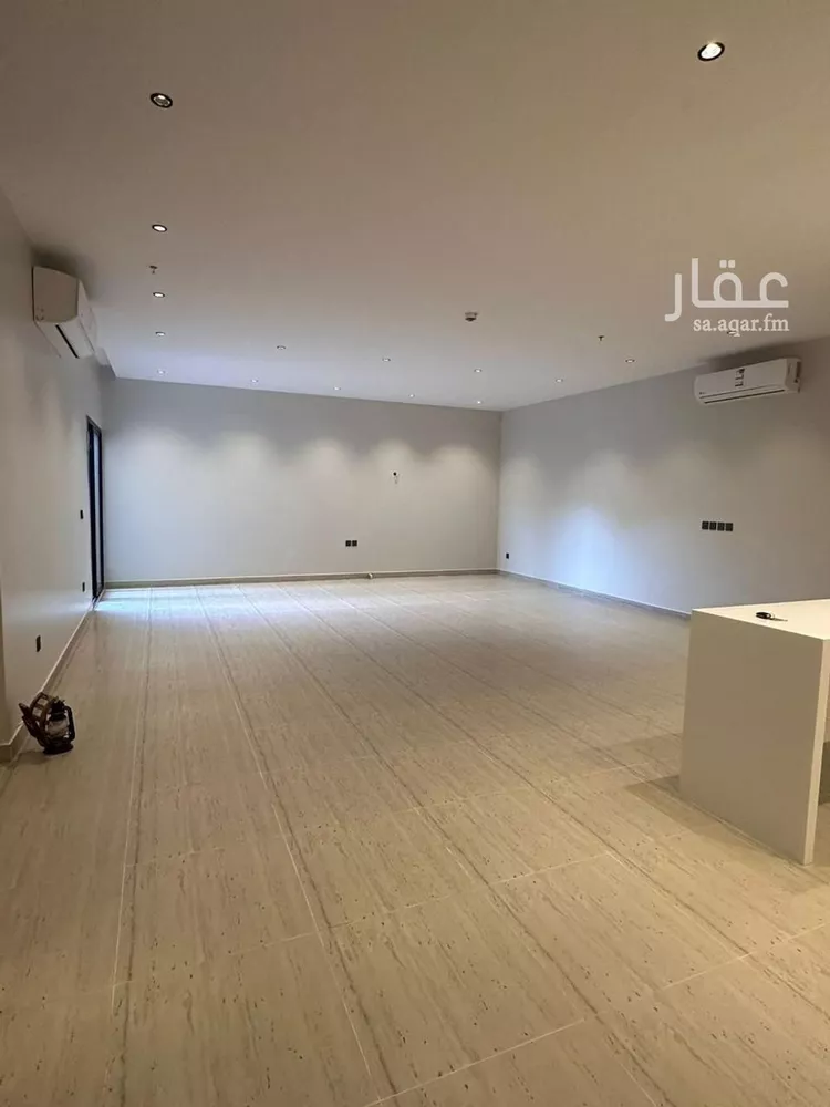 شقة للبيع في شارع محمد بن ناصر المبارك, حي عرقة, مدينة الرياض, منطقة الرياض