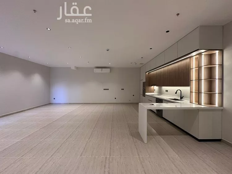 شقة للبيع في شارع محمد بن ناصر المبارك, حي عرقة, مدينة الرياض, منطقة الرياض