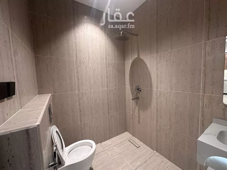 شقة للبيع في شارع محمد بن ناصر المبارك, حي عرقة, مدينة الرياض, منطقة الرياض صورة 5