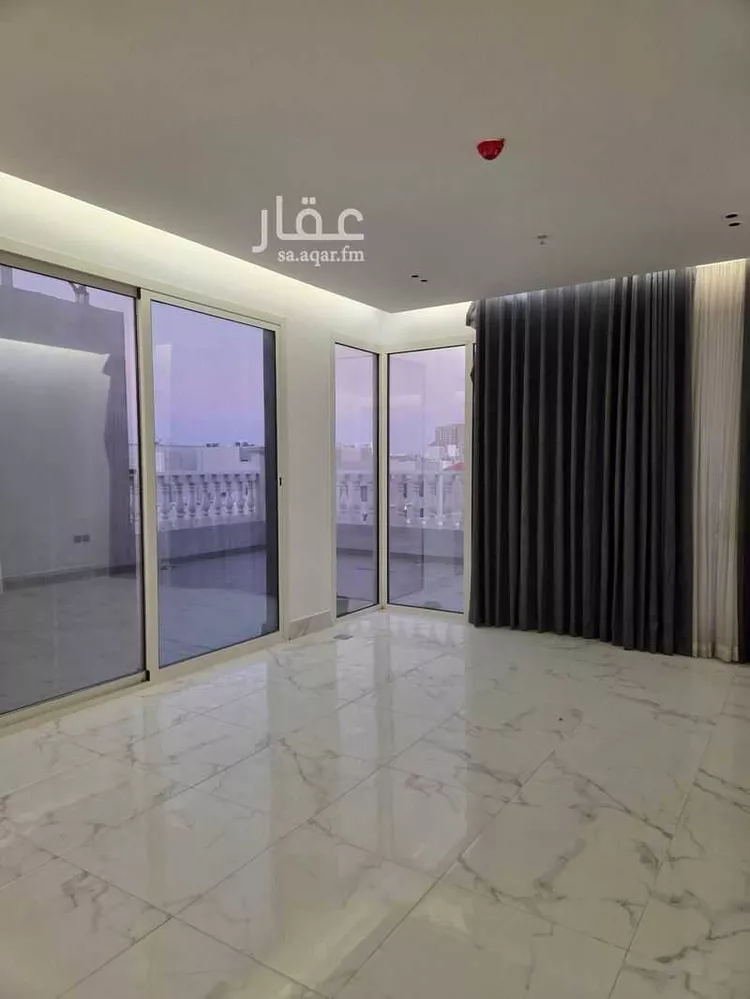 شقة للإيجار في شارع القرية العليا, حي الحمراء, مدينة الخبر, المنطقة الشرقية 1 صورة