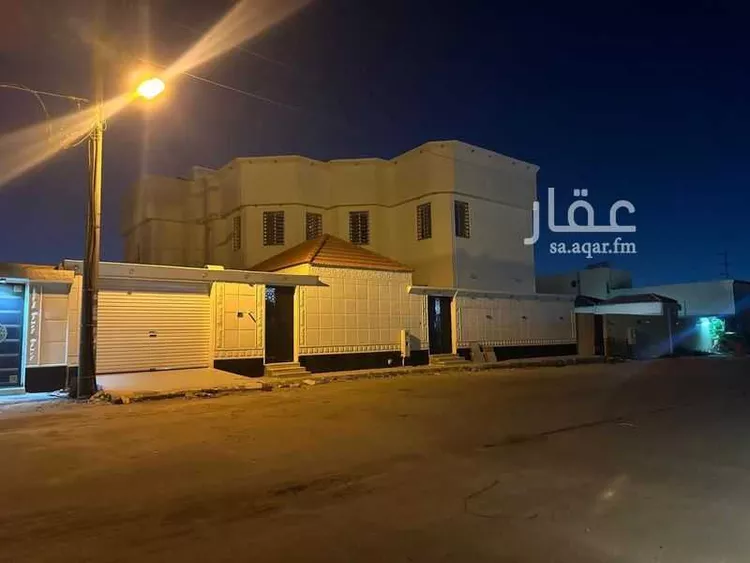 فيلا للبيع في شارع الحارث بن معاوية, حي الوادي, مدينة حفر الباطن, المنطقة الشرقية