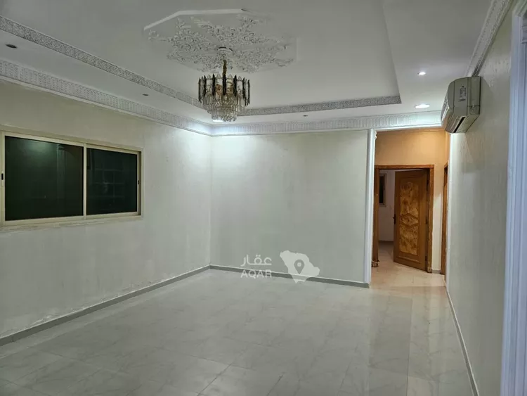دور للإيجار في شارع احمد بن قاسم, حي إشبيلية, مدينة الرياض, منطقة الرياض