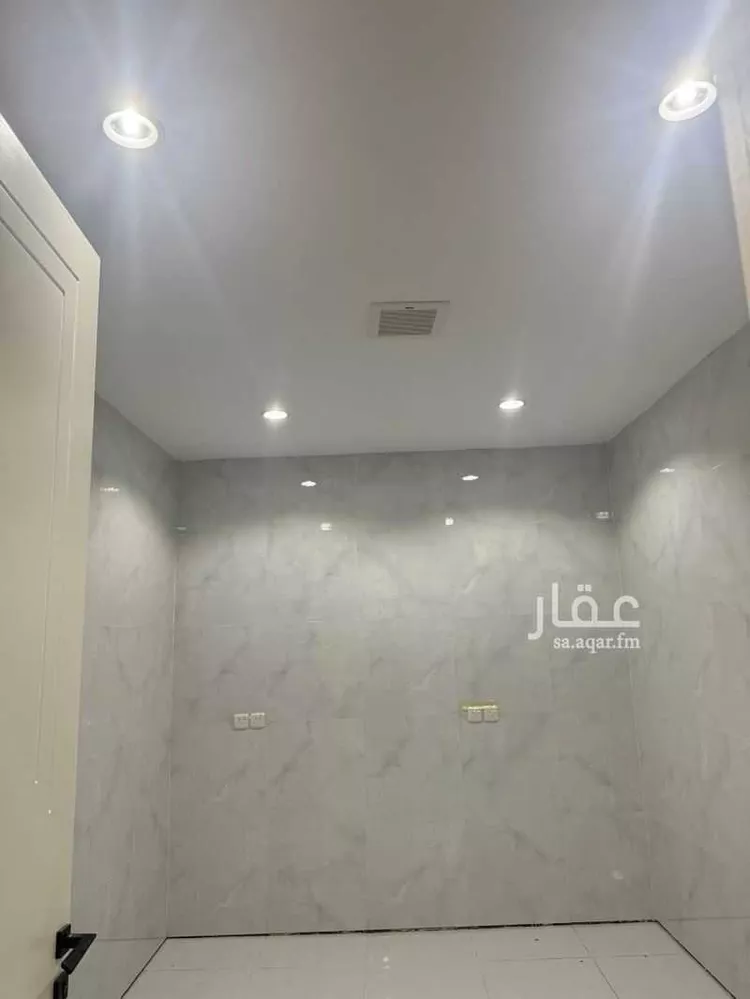 شقة للبيع في شارع 25355722, حي المعيزيلة, مدينة الرياض, منطقة الرياض