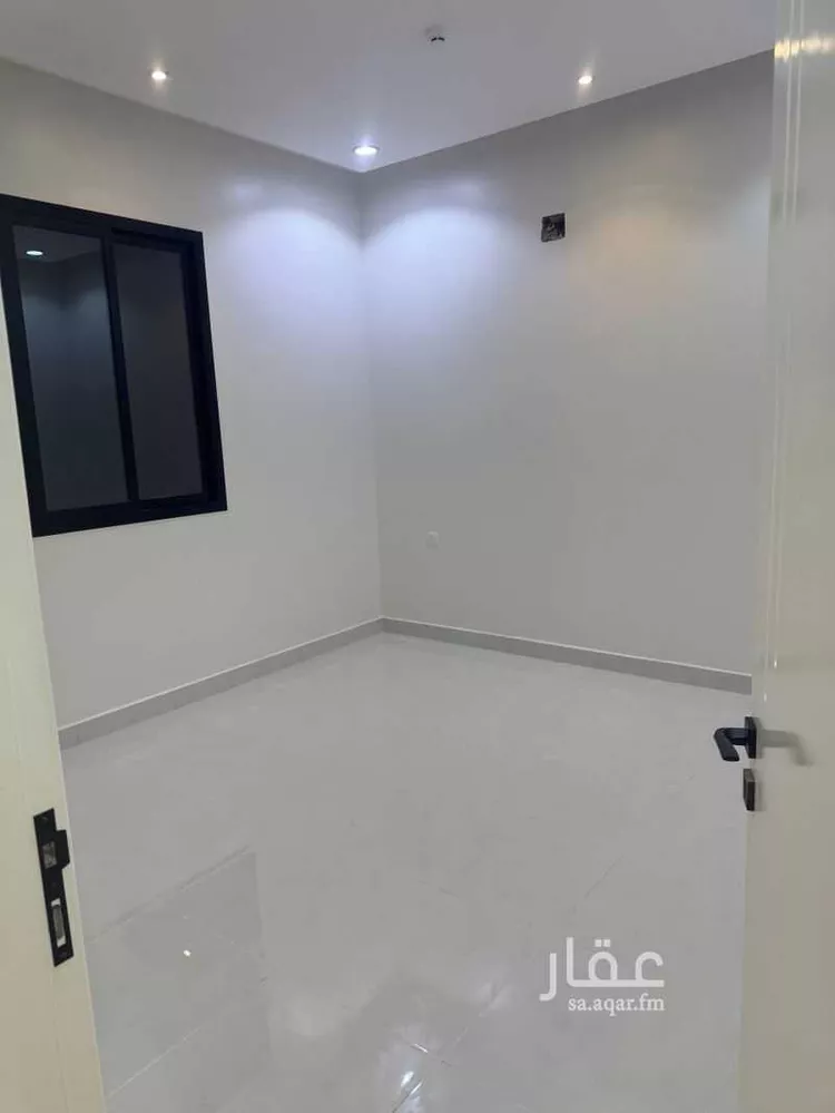 شقة للبيع في شارع 25355722, حي المعيزيلة, مدينة الرياض, منطقة الرياض 8