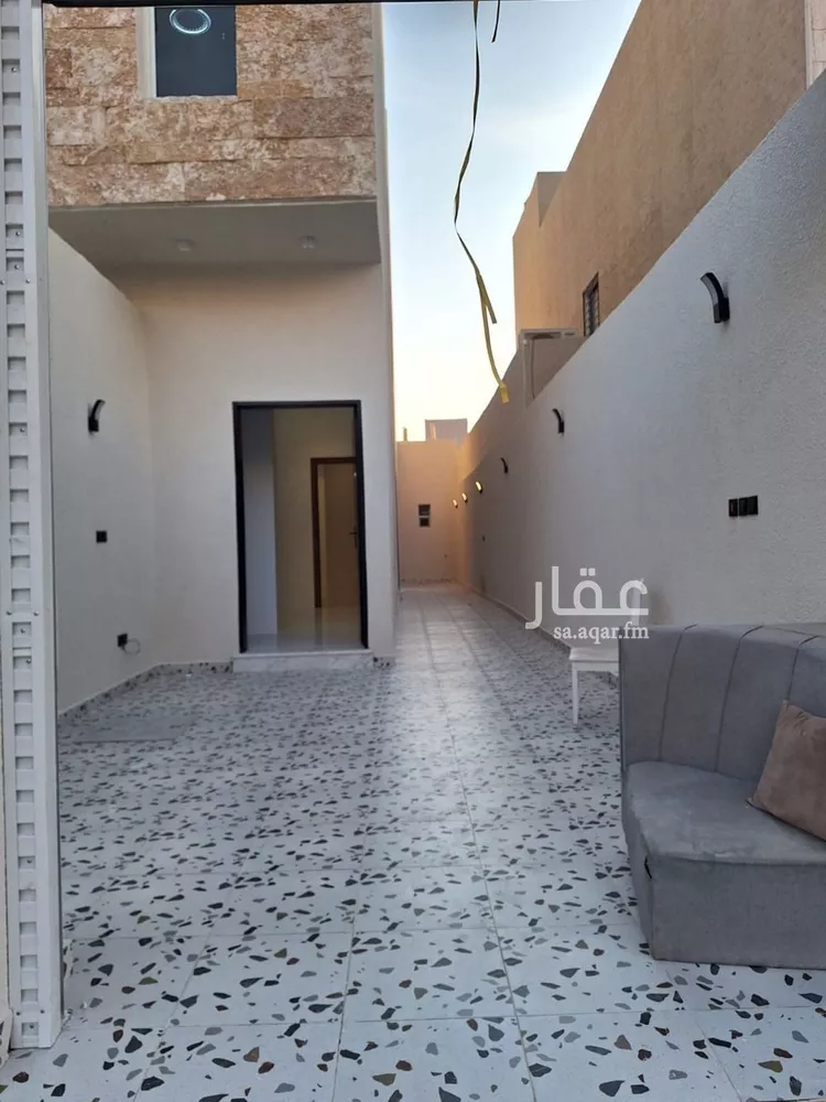 Floor for Sale in Riyadh Al Hazm صورة 2