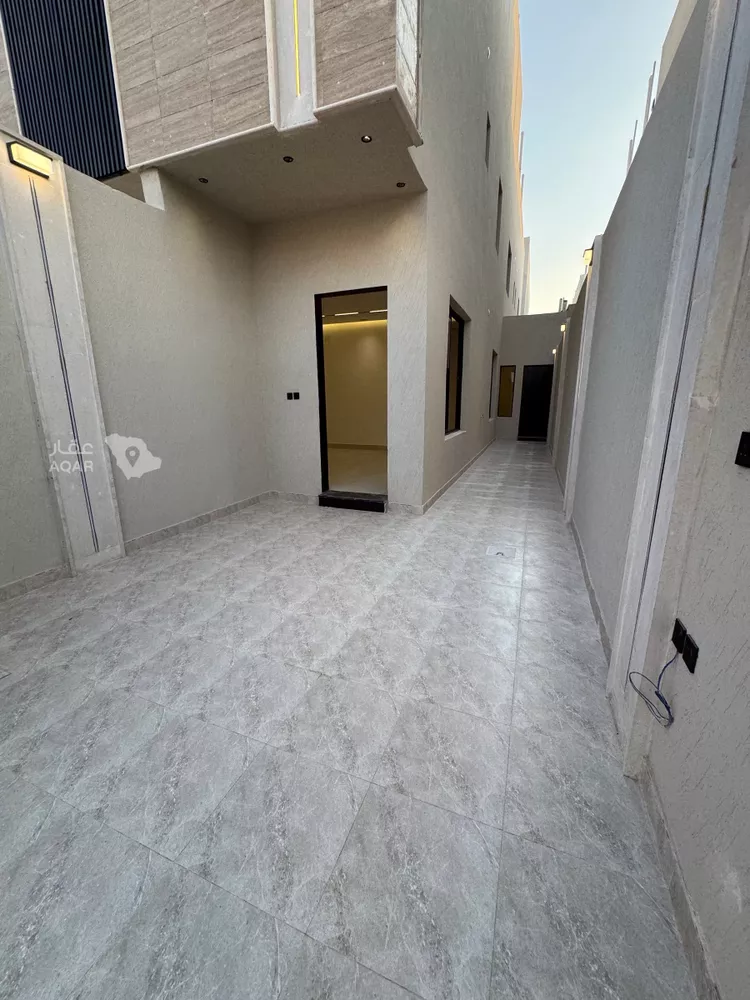 Floor for Sale in Riyadh Tuwaiq 6