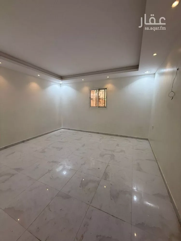 شقة للبيع في شارع طياش, حي عكاظ, مدينة الرياض, منطقة الرياض صورة 2