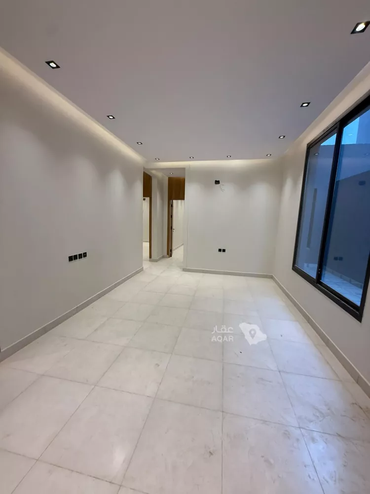Floor for Sale in Riyadh Badr 7