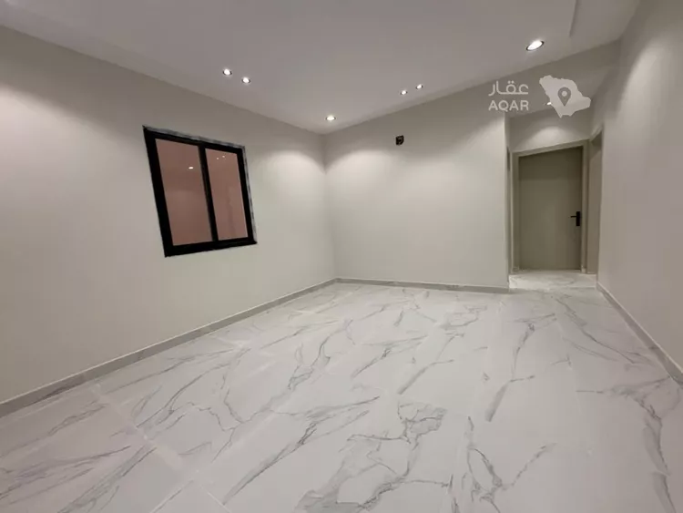 دور للبيع في شارع 8عكاظ, حي عكاظ, مدينة الرياض, منطقة الرياض صورة 5