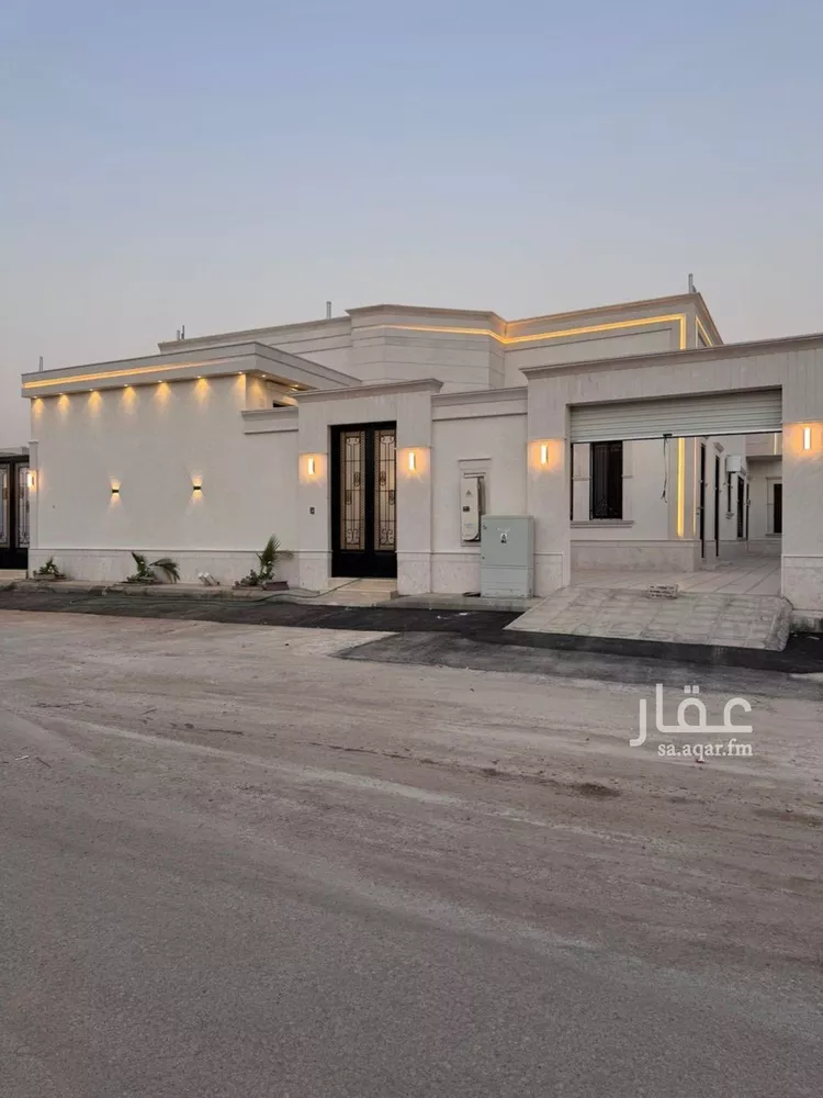Floor for Sale in Al Kharj Az Zahir