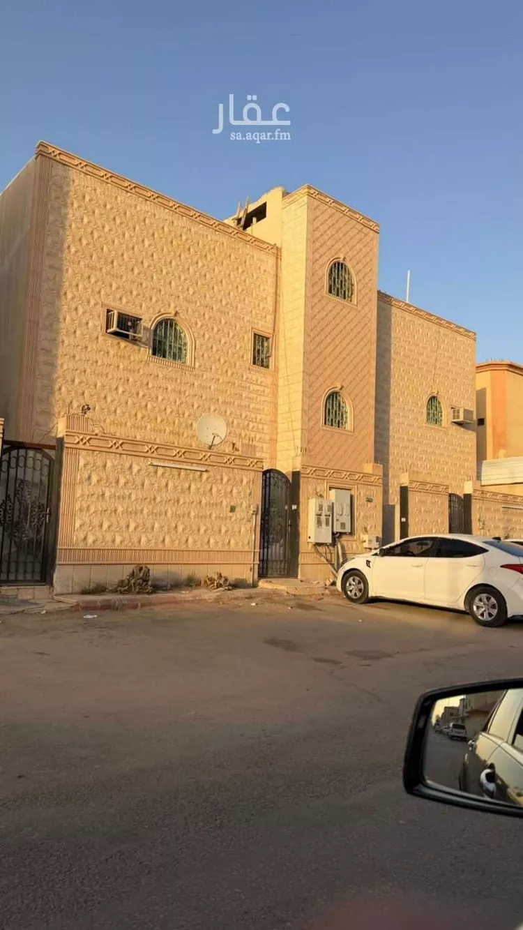Building for Sale in Al Kharj Az Zahir صورة 2