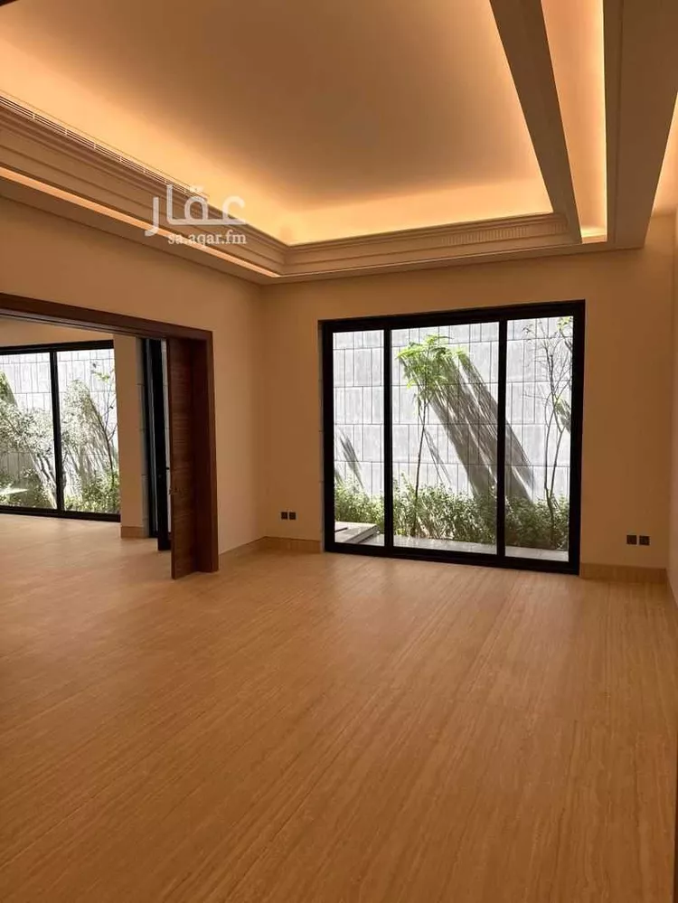 فيلا للبيع في شارع حسن منصوري, حي القيروان, مدينة الرياض, منطقة الرياض