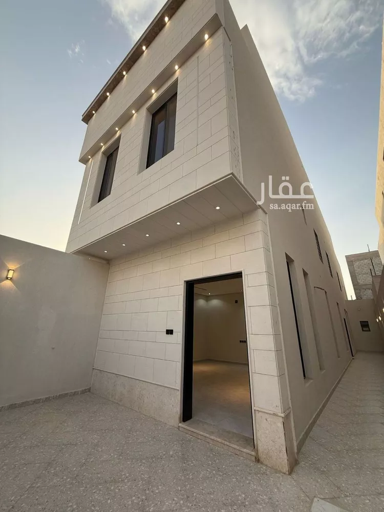 Floor for Sale in Riyadh Al Qadisiyah