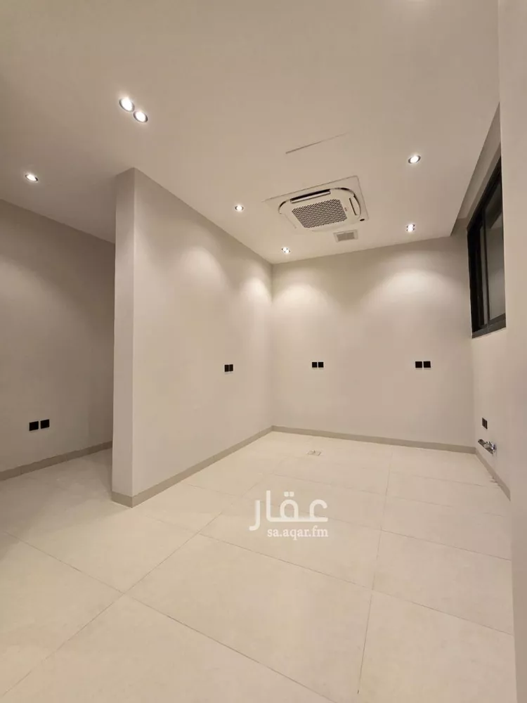 دور للبيع في شارع الحناية, حي اليرموك, مدينة الرياض, منطقة الرياض صورة 4