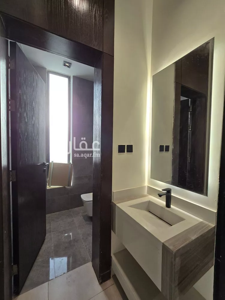 دور للبيع في شارع رقم 308, حي المونسية, مدينة الرياض, منطقة الرياض صورة 3