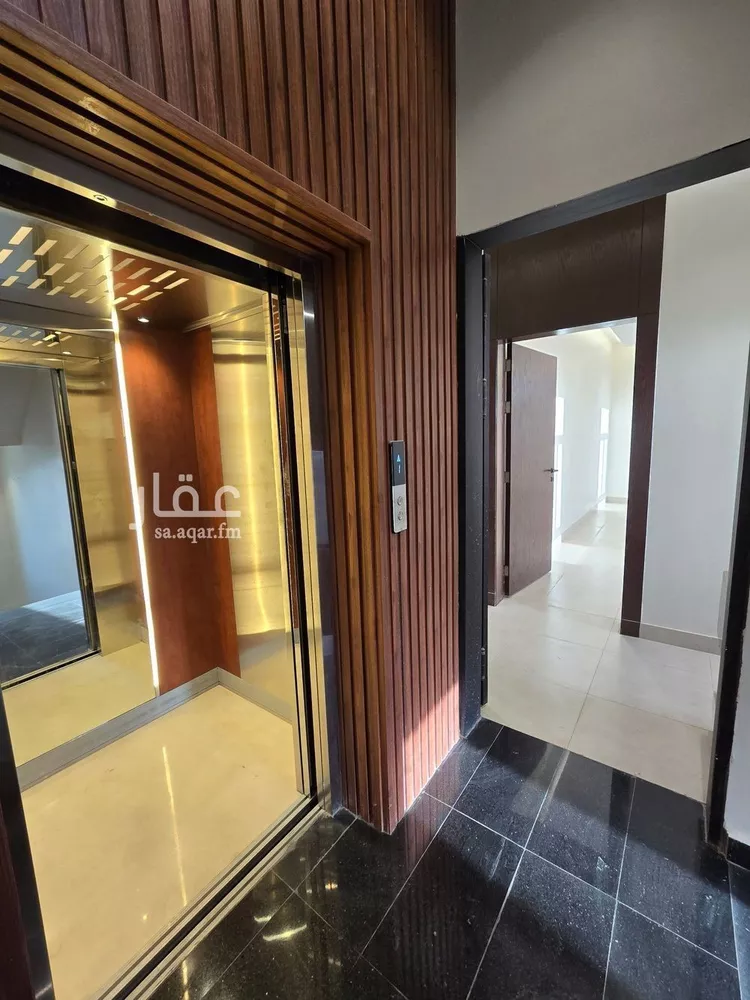 دور للبيع في شارع رقم 308, حي المونسية, مدينة الرياض, منطقة الرياض 1 صورة