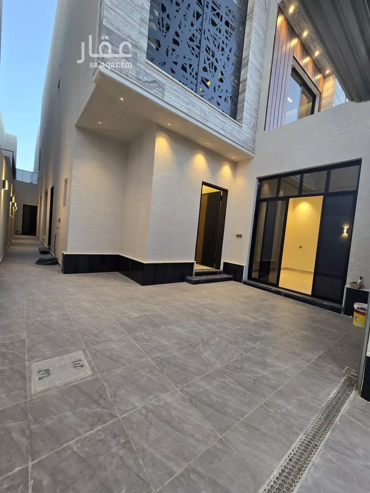 دور للبيع في شارع صالح محمد جمال, حي الرمال, مدينة الرياض, منطقة الرياض صورة 4