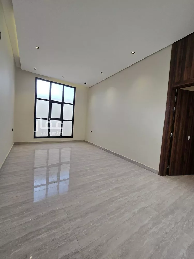 دور للبيع في شارع المبرد, حي المعيزيلة, مدينة الرياض, منطقة الرياض صورة 2