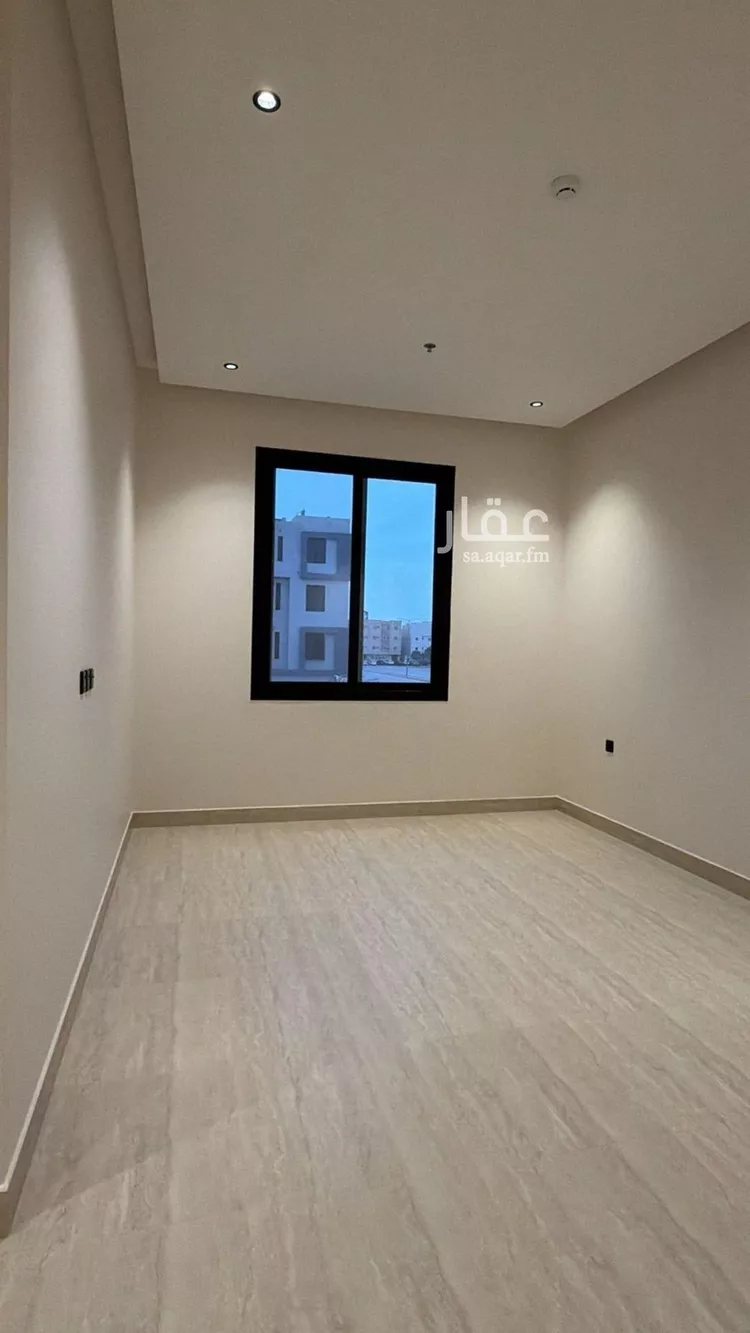 شقة للبيع في شارع مطلق بن صالح بن مطلق, حي إشبيلية, مدينة الرياض, منطقة الرياض 11