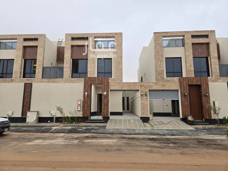 فيلا للبيع في شارع وادي الساحل, حي الرمال, مدينة الرياض, منطقة الرياض