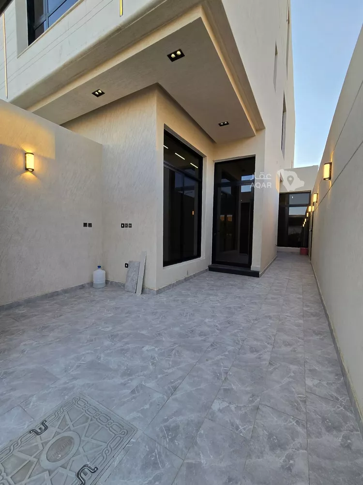 دور للبيع في شارع عبدالله الموفق, حي الخليج, مدينة الرياض, منطقة الرياض 6