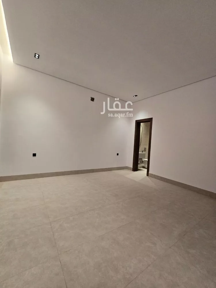 دور للبيع في شارع سليمان الحميضي, حي الرمال, مدينة الرياض, منطقة الرياض صورة 4