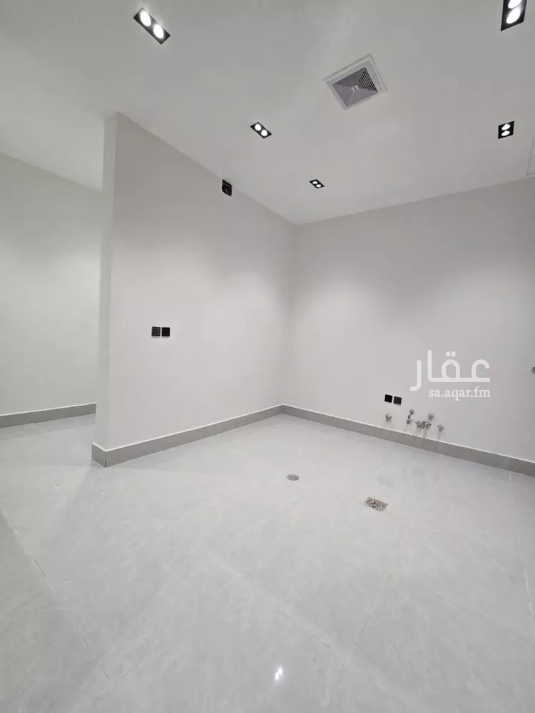 دور للبيع في شارع المجيمز, حي المعيزيلة, مدينة الرياض, منطقة الرياض صورة 5