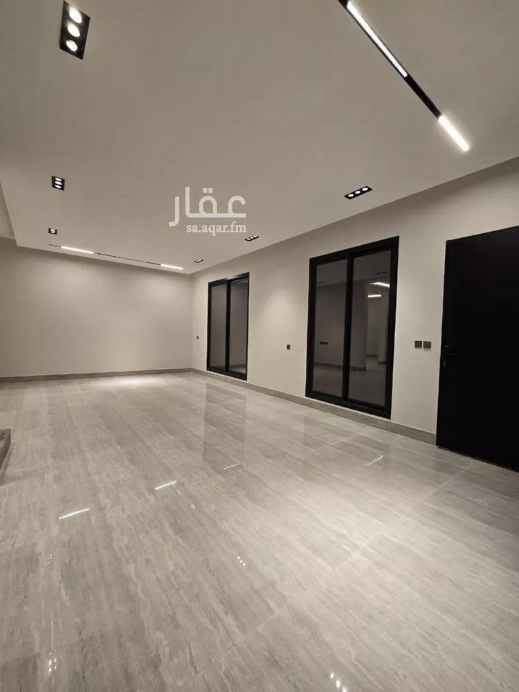 دور للبيع في شارع سليمان الحميضي, حي الرمال, مدينة الرياض, منطقة الرياض صورة 5