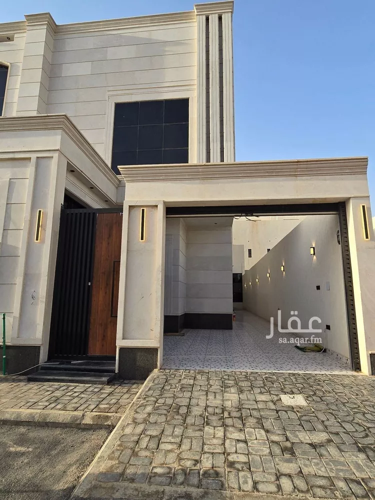 Floor for Sale in Riyadh Al Maizilah