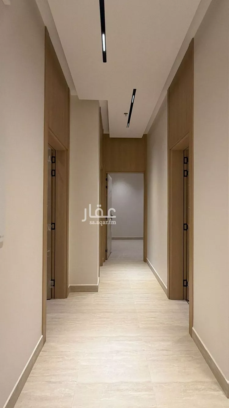 شقة للبيع في شارع مطلق بن صالح بن مطلق, حي إشبيلية, مدينة الرياض, منطقة الرياض 8