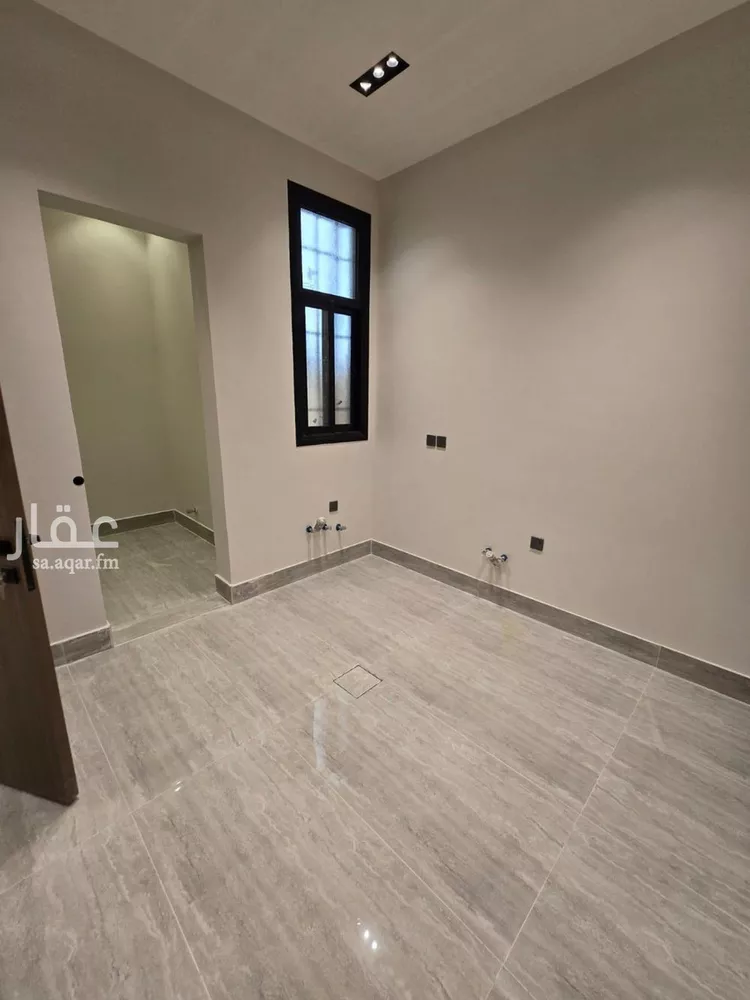 Apartment for Sale in Riyadh Al Yarmouk 7