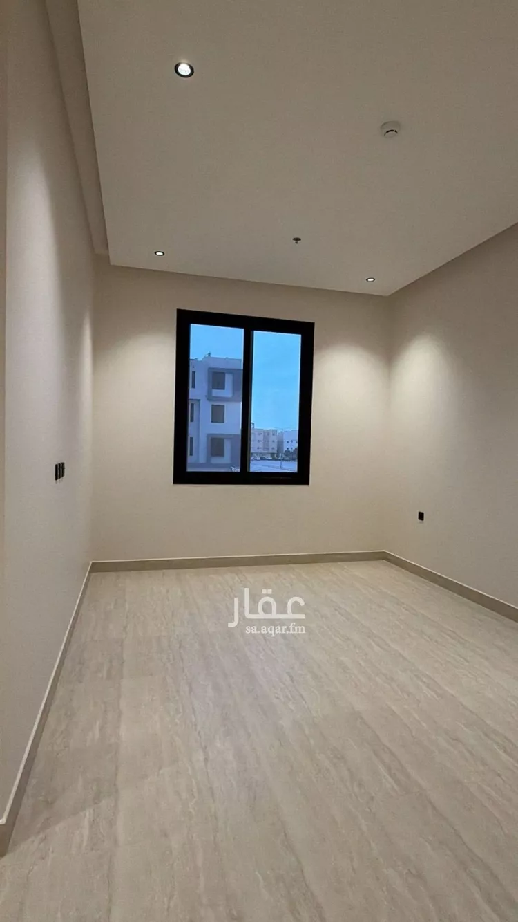 شقة للبيع في شارع مطلق بن صالح بن مطلق, حي إشبيلية, مدينة الرياض, منطقة الرياض 12