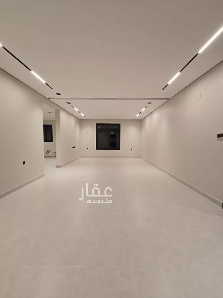 Floor for Sale in Riyadh Al Yarmouk 6